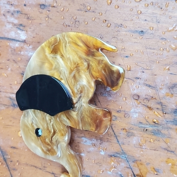 Elephant  vintage brooch - Picture 4 of 5